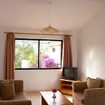 Hotel apartamentowy Tavros