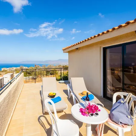 Tavros Aparthotel Polis