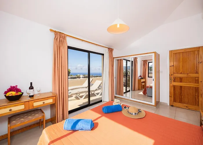 Lägenhetshotell Tavros Polis