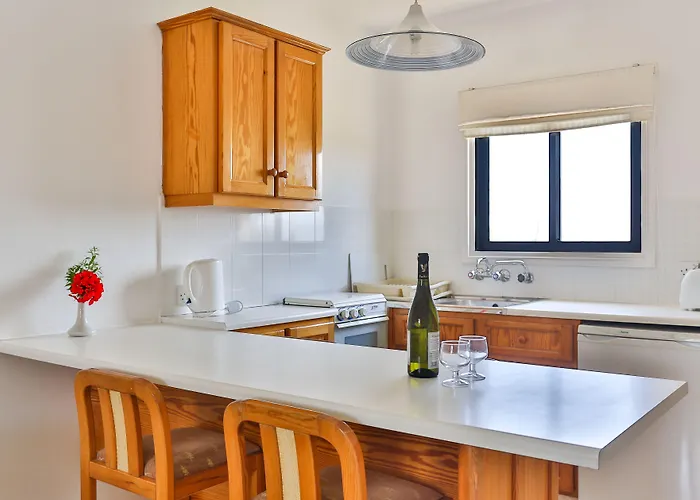 Tavros Lägenhetshotell